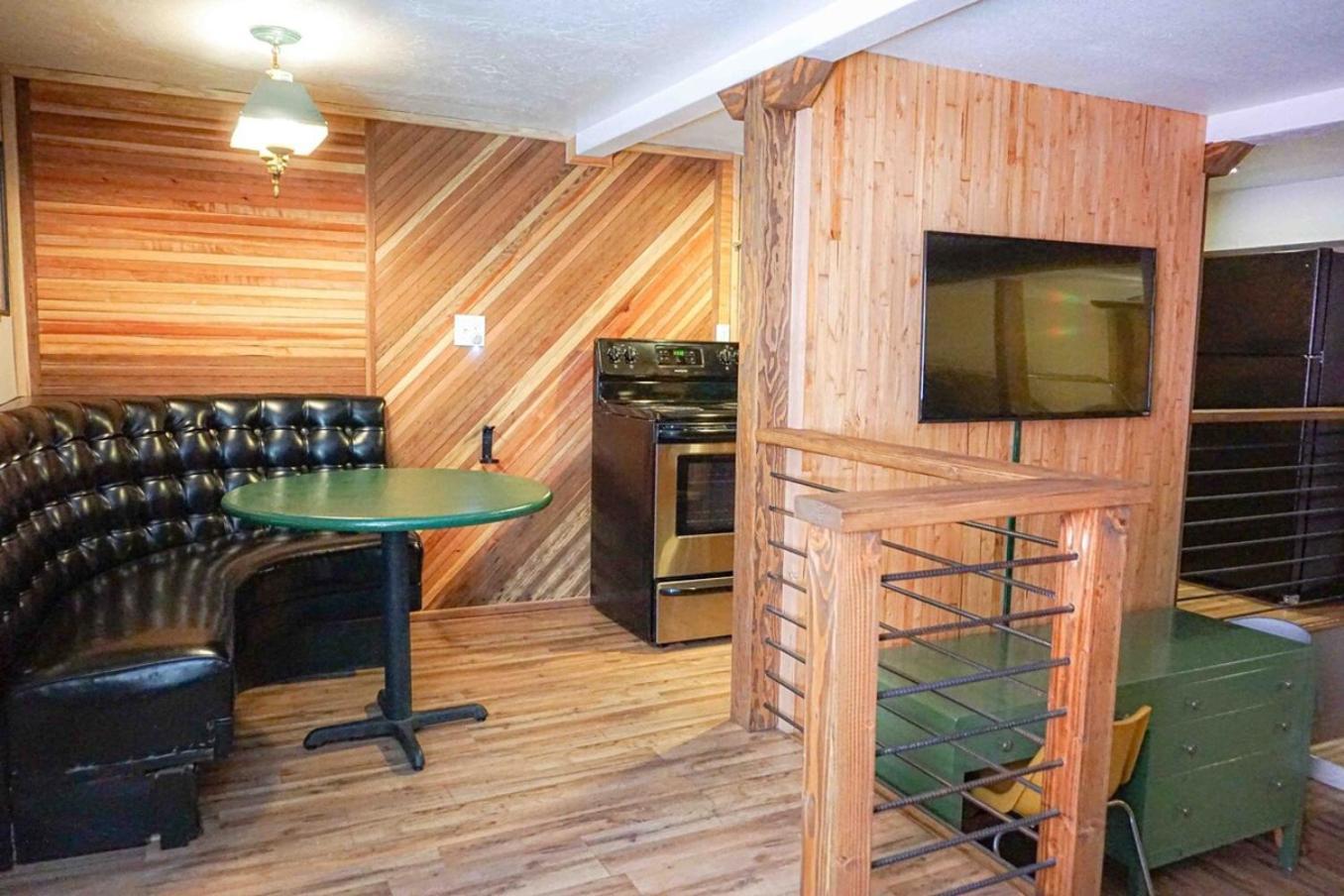 Miners Suite-Centrally Located In Shaver Lake Exterior foto
